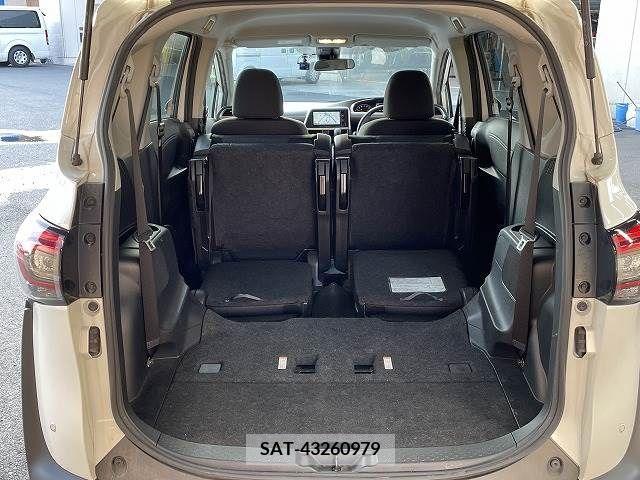 Toyota SIENTA 2019-12 206413-12