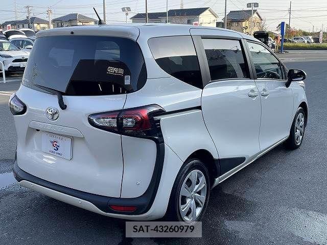 Toyota SIENTA 2019-12 206413-13