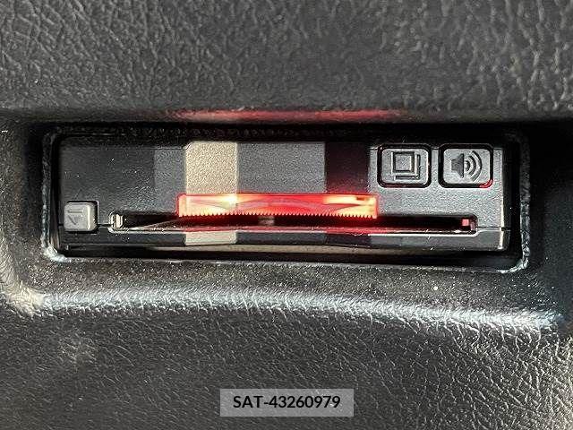 Toyota SIENTA 2019-12 206413-10