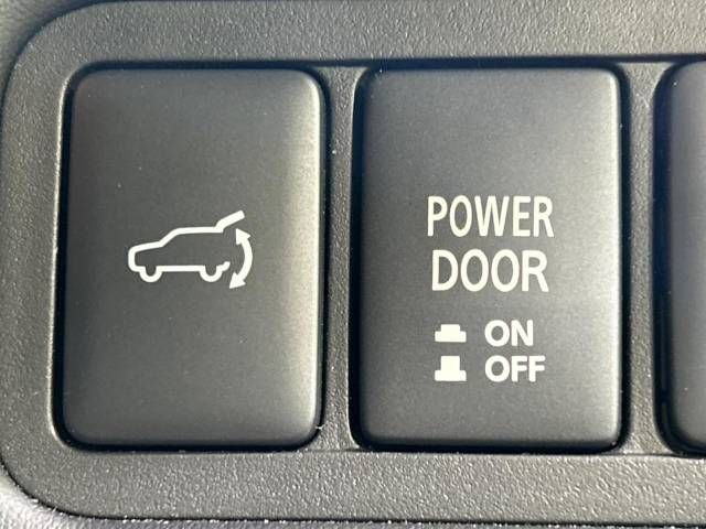 Mitsubishi DELICA D5 2023-03 18908-7