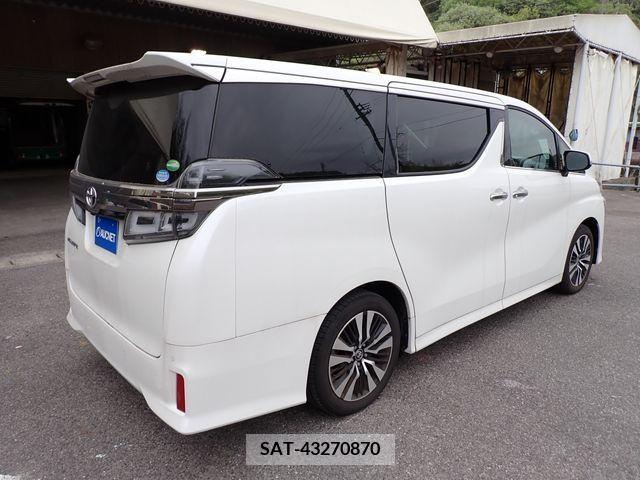 Toyota VELLFIRE 2019-08 228675-8