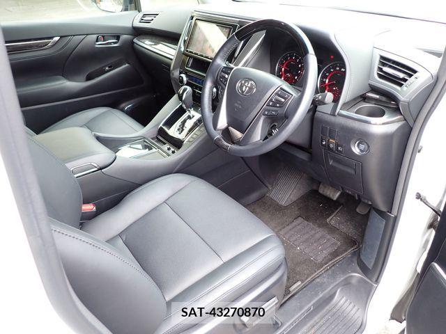 Toyota VELLFIRE 2019-08 228675-1