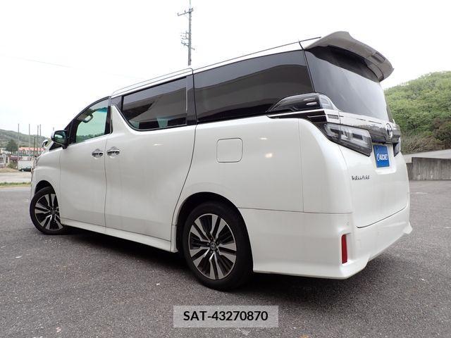Toyota VELLFIRE 2019-08 228675-2