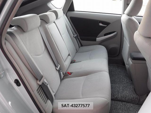 Toyota PRIUS 2010-09 282055-11