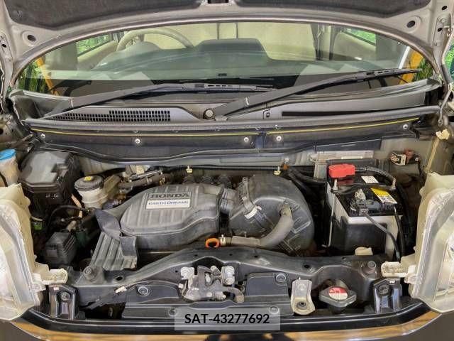 Honda N BOX 2013-07 306478-17