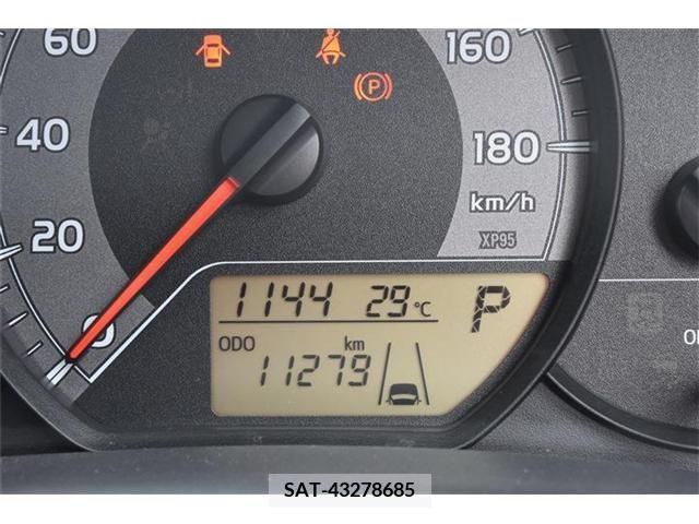 Toyota VITZ 2017-10 346015-7