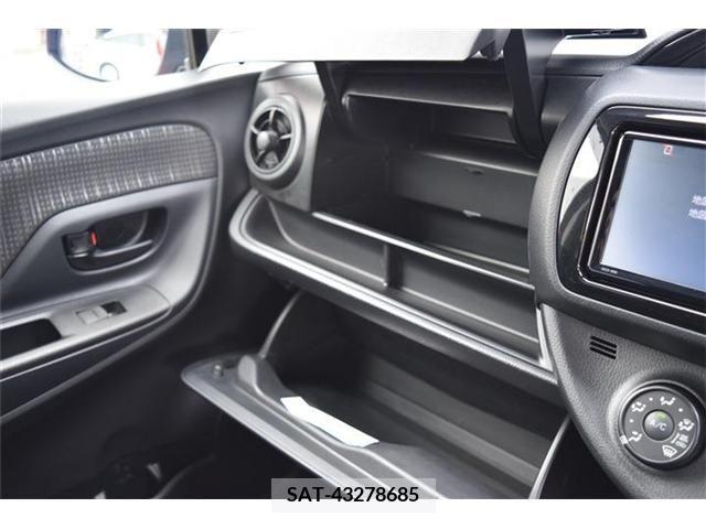 Toyota VITZ 2017-10 346015-17