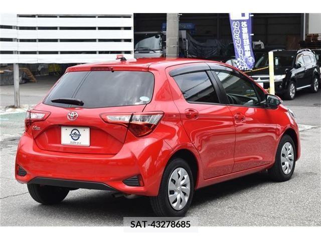 Toyota VITZ 2017-10 346015-3