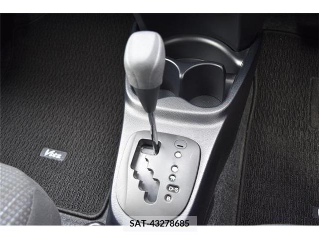 Toyota VITZ 2017-10 346015-12