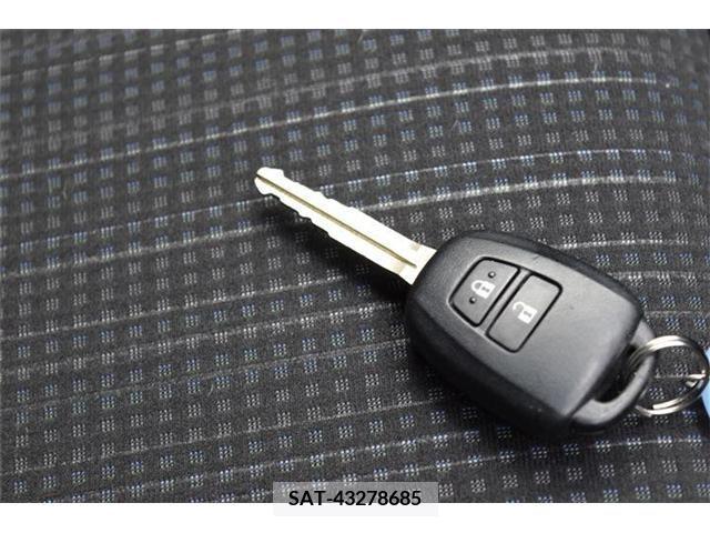 Toyota VITZ 2017-10 346015-25