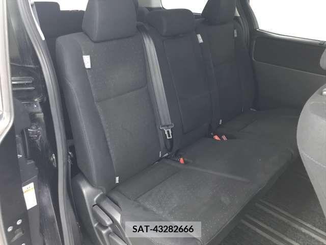 Toyota NOAH 2015-07 279527-11