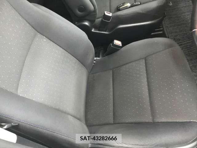 Toyota NOAH 2015-07 279527-8