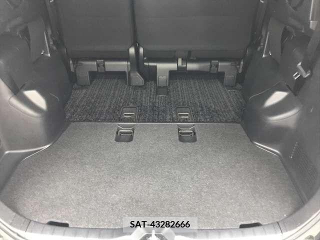 Toyota NOAH 2015-07 279527-18