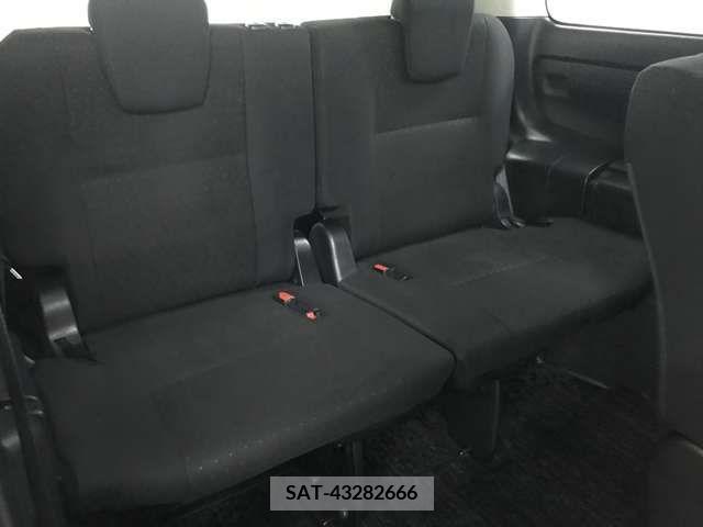 Toyota NOAH 2015-07 279527-13