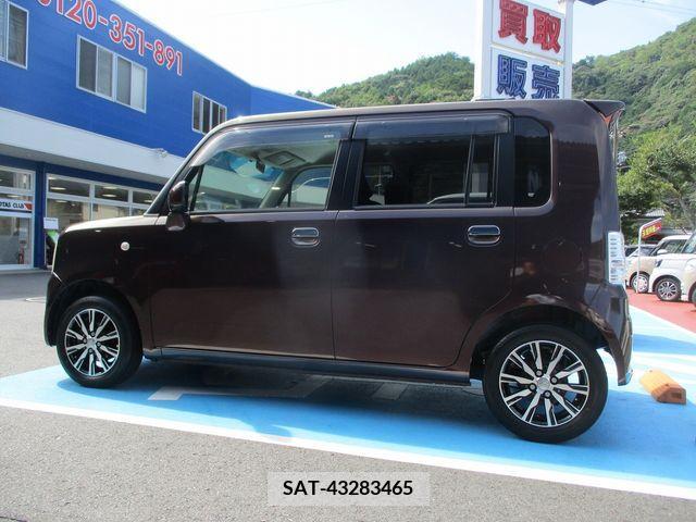 Daihatsu MOVE CONTE 2015-07 222822-3