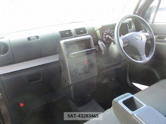Daihatsu MOVE CONTE 2015-07 222822-16