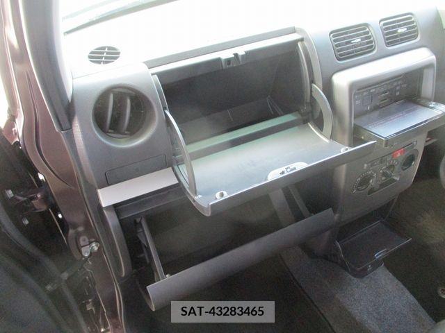 Daihatsu MOVE CONTE 2015-07 222822-18