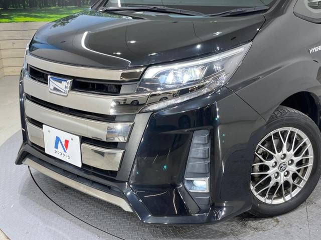 Toyota NOAH HYBRID 2017-11 26811-15