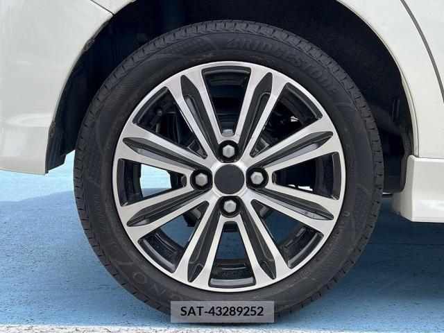 Daihatsu TANTO CUSTOM 2015-06 325302-11