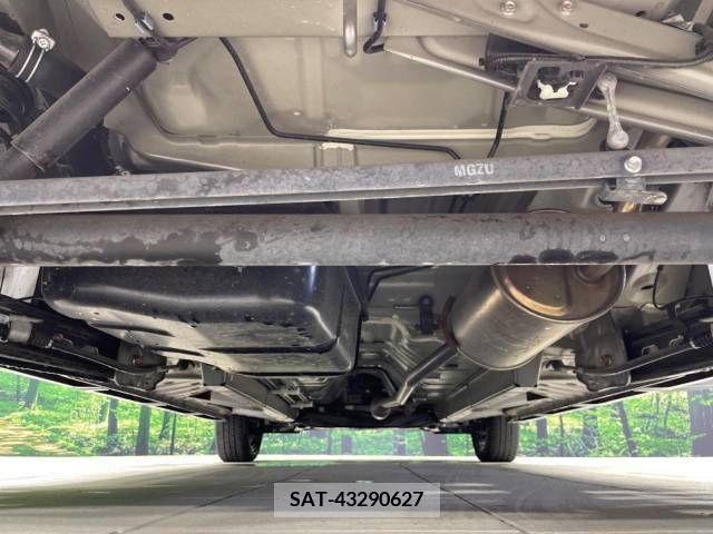 Nissan ROOX 2017-09 323853-19