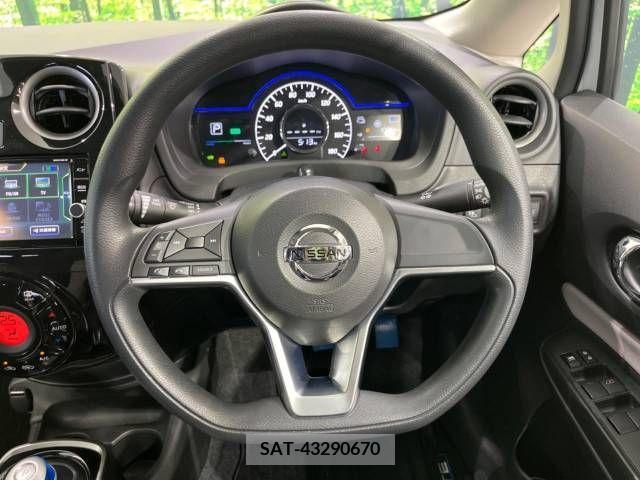 Nissan NOTE 2019-07 305510-11
