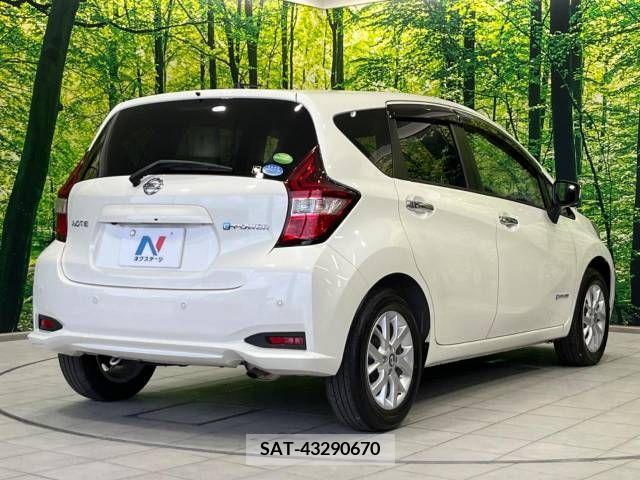 Nissan NOTE 2019-07 305510-17