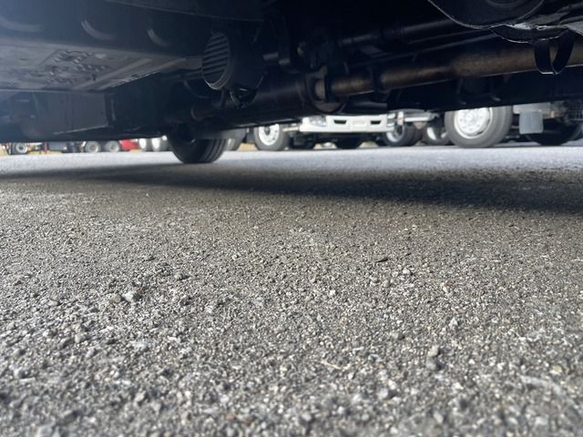 Mitsubishi ROSA 2002-09 184383-15