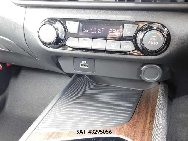 Nissan AURA 2023-09 292916-15