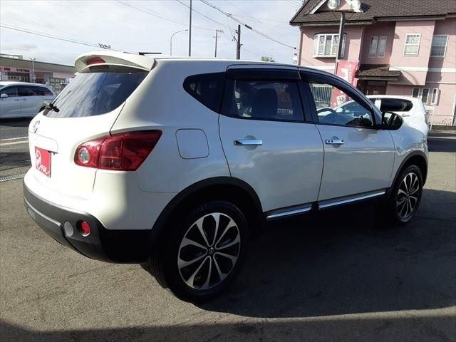 Nissan DUALIS 2012-05 26831-4