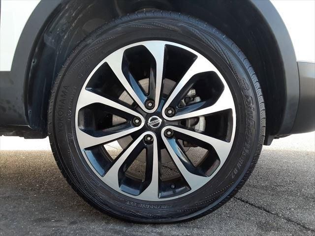 Nissan DUALIS 2012-05 26831-14