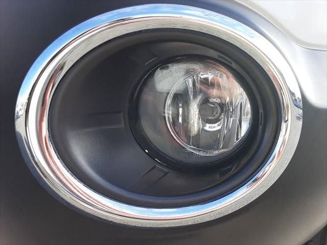 Nissan DUALIS 2012-05 26831-10