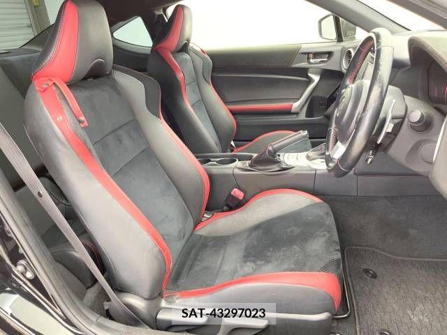 Toyota 86 2016-11 321183-8