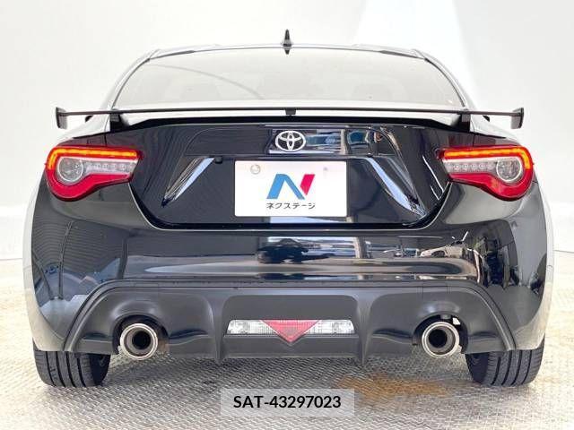 Toyota 86 2016-11 321183-15