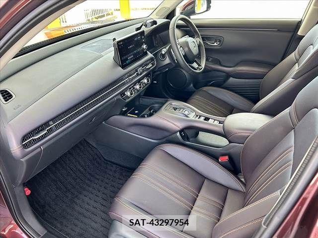 Honda ZR-V 2023-06 371618-15