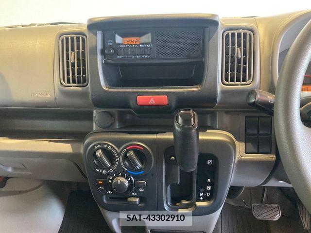 Suzuki EVERY 2016-06 301587-13