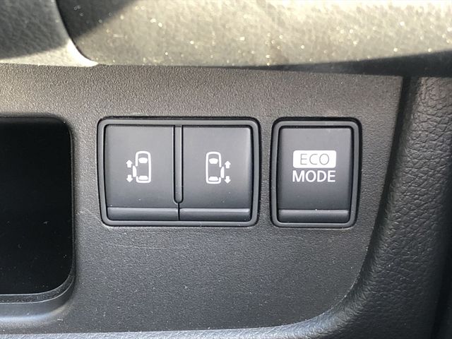 Nissan SERENA 2013-09 15123-18