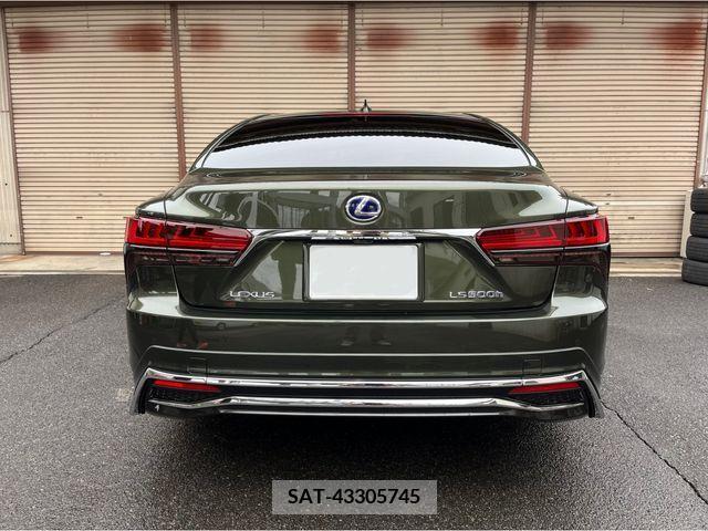 Lexus LS 2021-11 275496-3