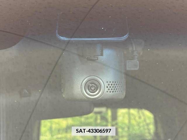 Honda N BOX CUSTOM 2018-05 344036-7