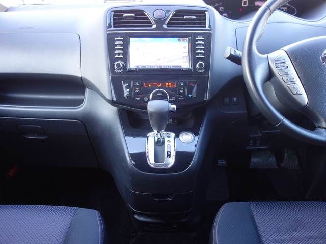 Nissan SERENA 2010-12 2832-7