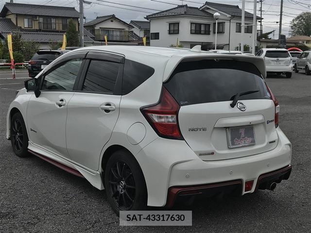 Nissan NOTE 2017-06 279988-6