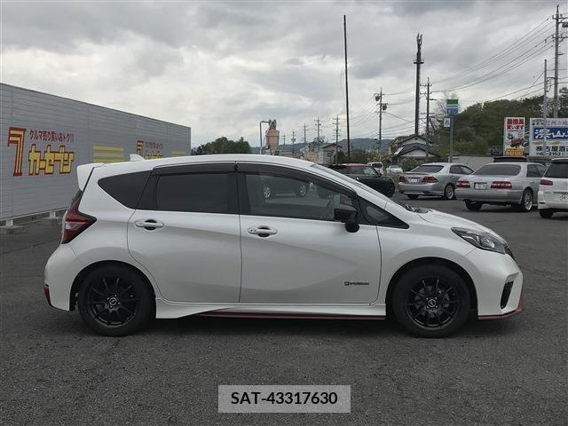Nissan NOTE 2017-06 279988-3