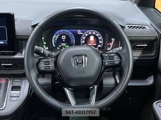 Honda e 2022-08 233880-12