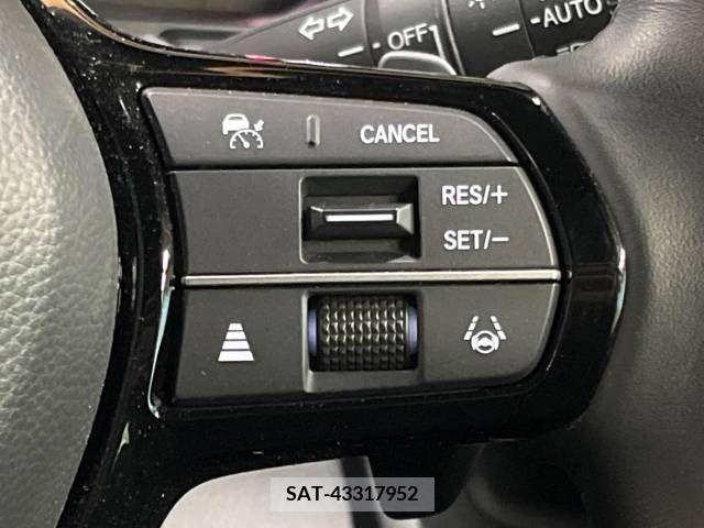 Honda e 2022-08 233880-7
