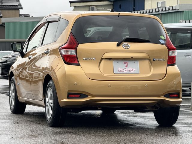 Nissan NOTE 2017-03 196534-7