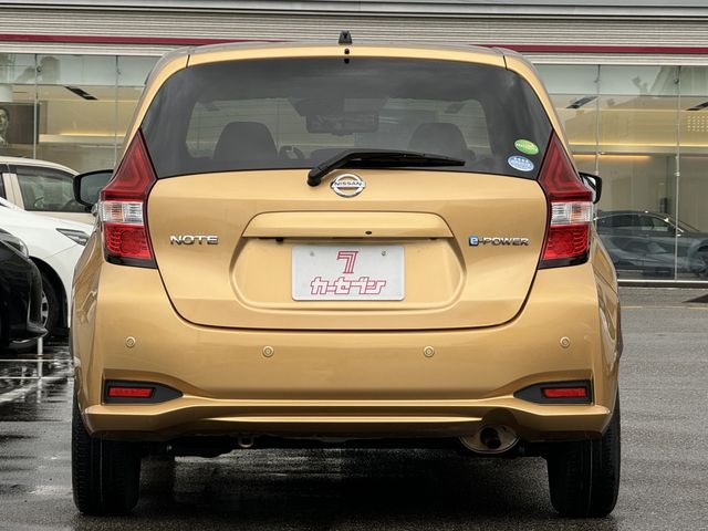 Nissan NOTE 2017-03 196534-6