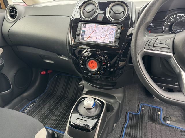 Nissan NOTE 2017-03 196534-17