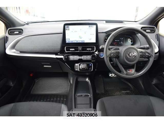 Toyota AQUA 2022-12 220741-3
