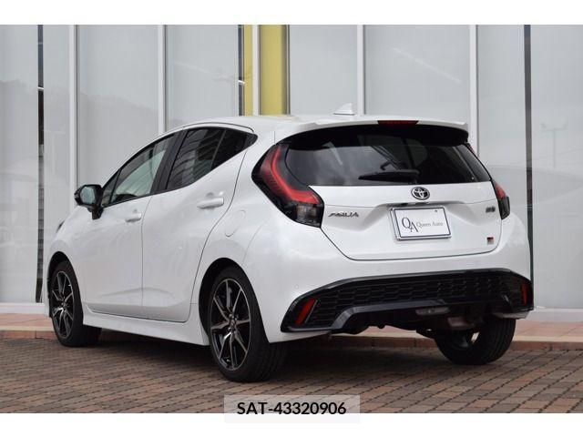 Toyota AQUA 2022-12 220741-1