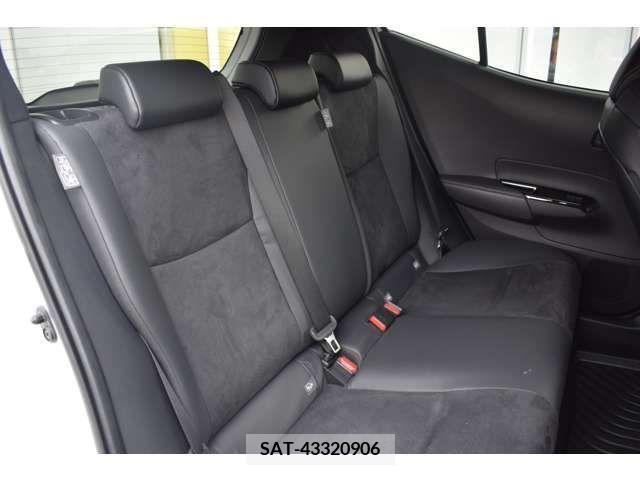Toyota AQUA 2022-12 220741-5