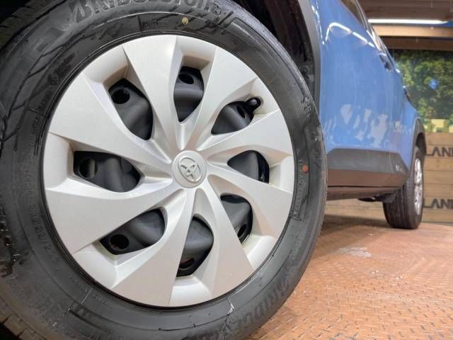Toyota YARIS CROSS 2023-03 194163-13